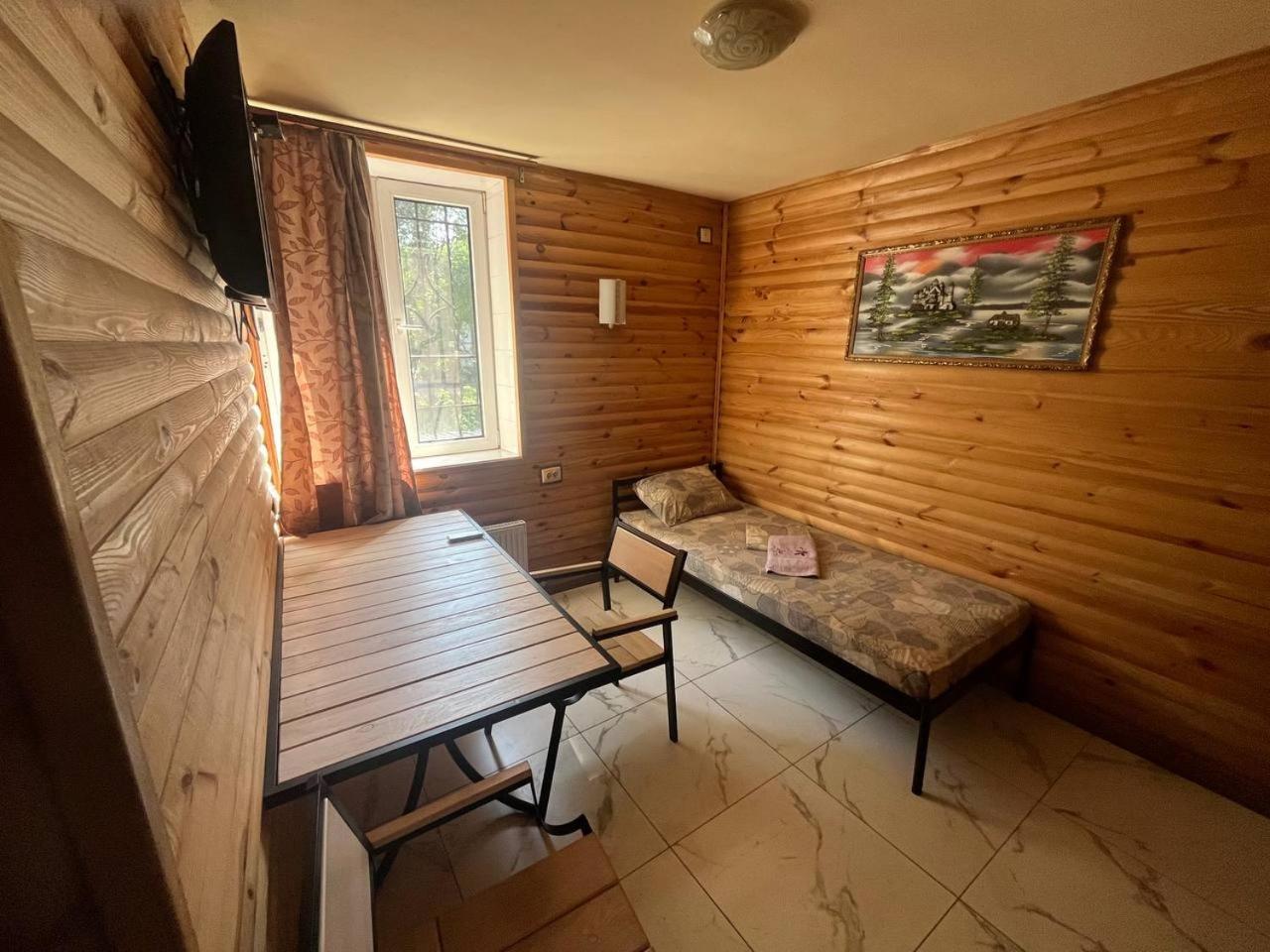 Pitstop Motel Kamjanszke Kültér fotó